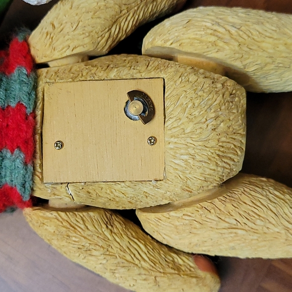 Vintage P Hillman Jointed Music Box Teddy Bear Jingle Bell
Music. LR3 - Picture 11 of 11